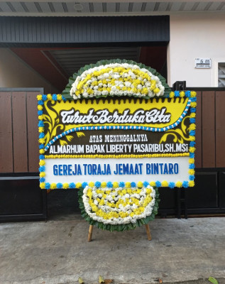 Papan Bunga Duka di Ubahak