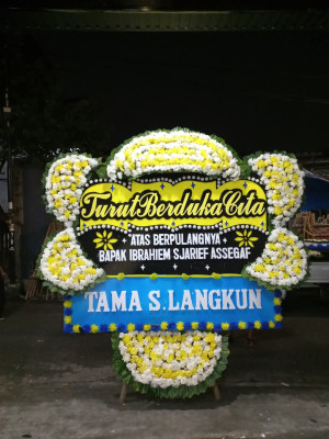 Papan Bunga Duka di Ubahak